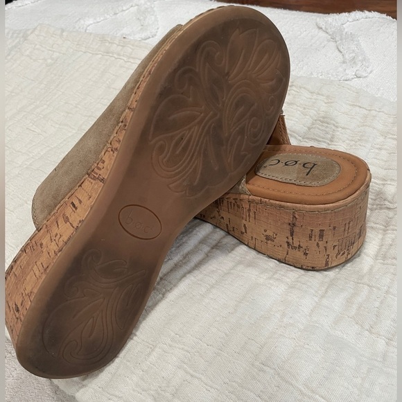 SUEDE Leather Wedge Slip on Sandal - Picture 3 of 3